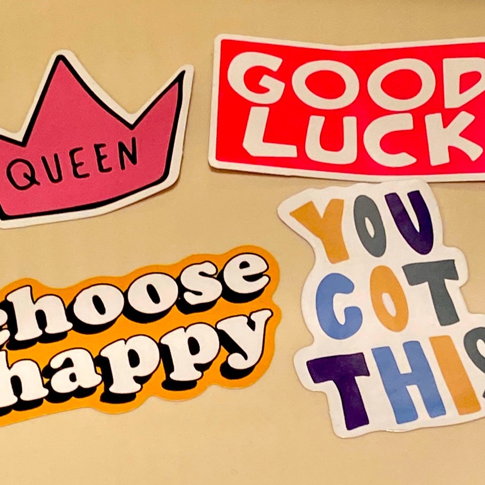 They don’t have a specific brand they are just stickers lol